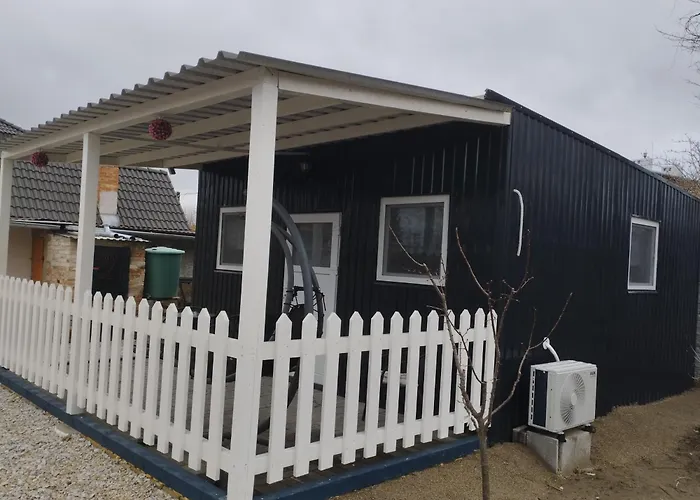 Guesthouse *